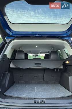Внедорожник / Кроссовер Ford Escape 2018 в 