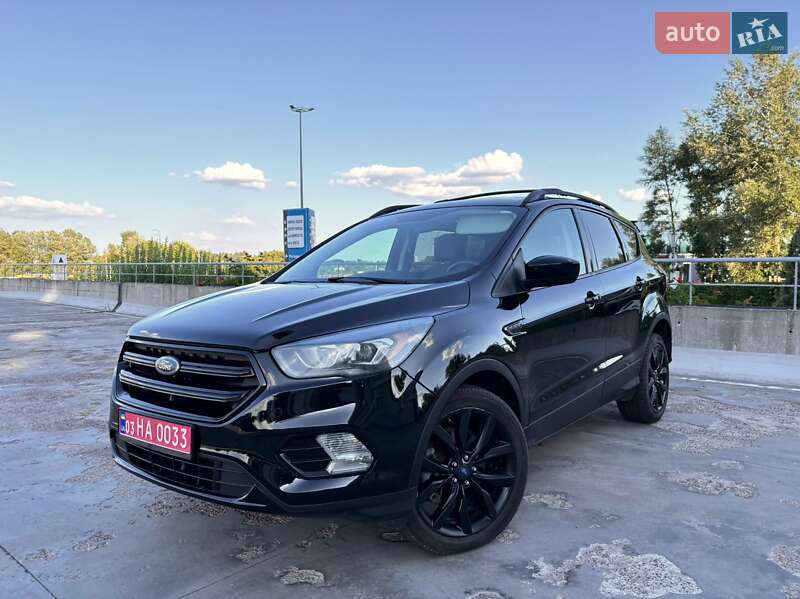Внедорожник / Кроссовер Ford Escape 2016 в Киеве