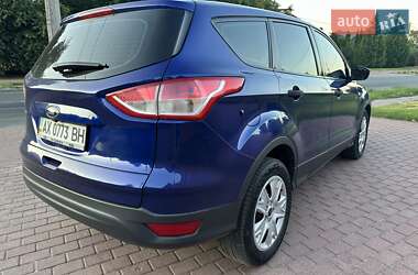 Внедорожник / Кроссовер Ford Escape 2015 в 