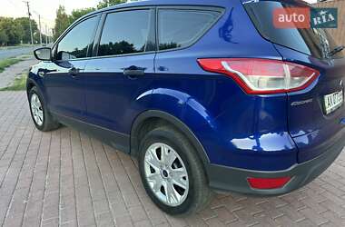 Внедорожник / Кроссовер Ford Escape 2015 в 