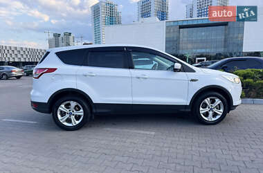Внедорожник / Кроссовер Ford Escape 2013 в 