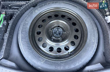 Внедорожник / Кроссовер Ford Escape 2013 в 