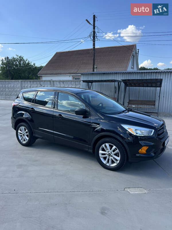 Внедорожник / Кроссовер Ford Escape 2017 в Белой Церкви