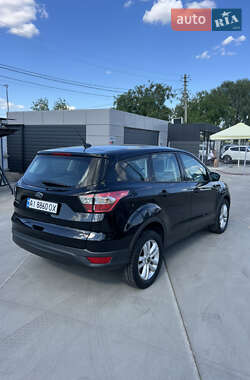Внедорожник / Кроссовер Ford Escape 2017 в 