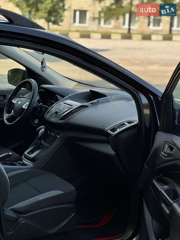 Внедорожник / Кроссовер Ford Escape 2013 в Киеве
