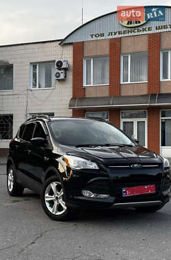 Внедорожник / Кроссовер Ford Escape 2015 в Лубнах