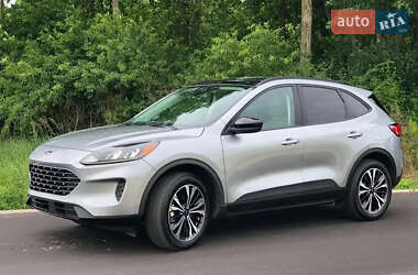 Внедорожник / Кроссовер Ford Escape 2021 в 