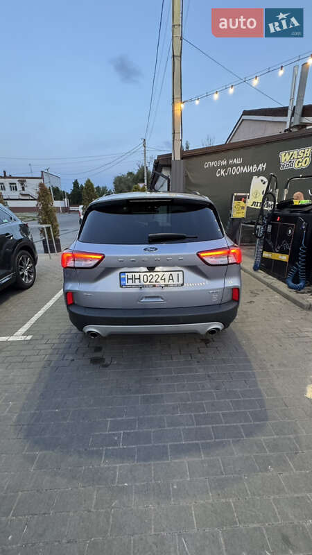 Внедорожник / Кроссовер Ford Escape 2022 в Кременчуге