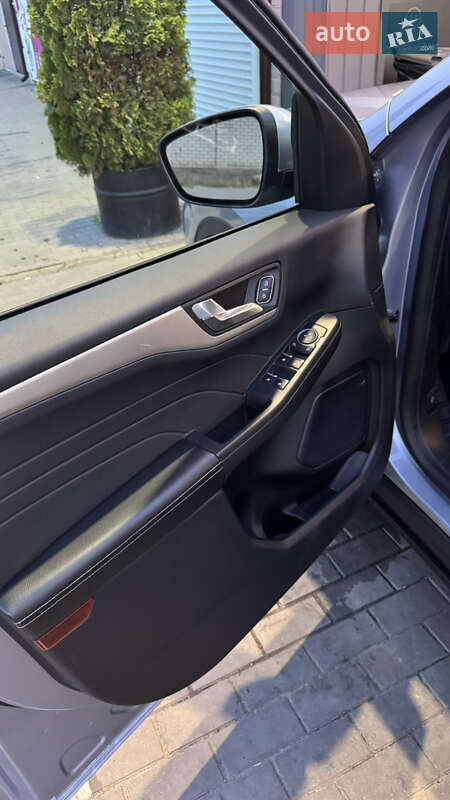 Внедорожник / Кроссовер Ford Escape 2022 в Кременчуге