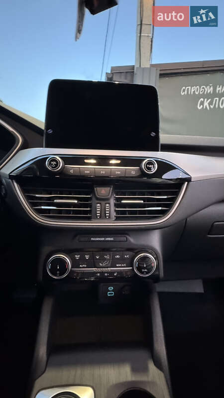 Внедорожник / Кроссовер Ford Escape 2022 в Кременчуге