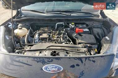 Внедорожник / Кроссовер Ford Escape 2021 в 