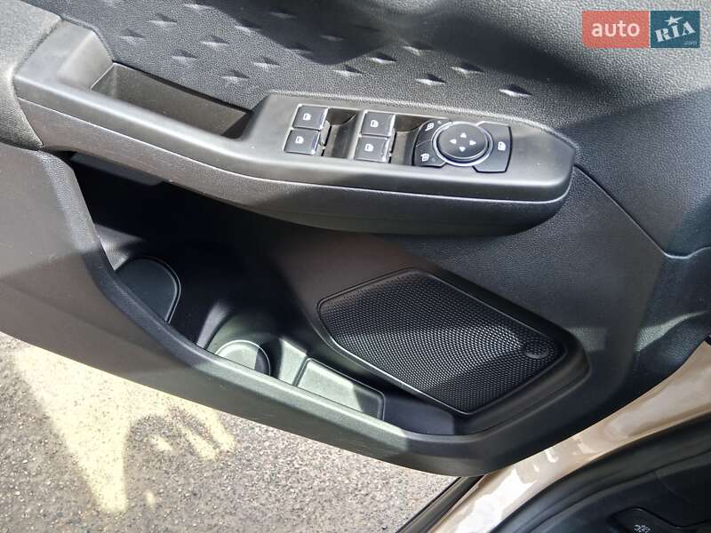 Позашляховик / Кросовер Ford Escape 2019 в Черкасах