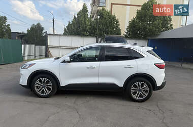 Внедорожник / Кроссовер Ford Escape 2022 в 
