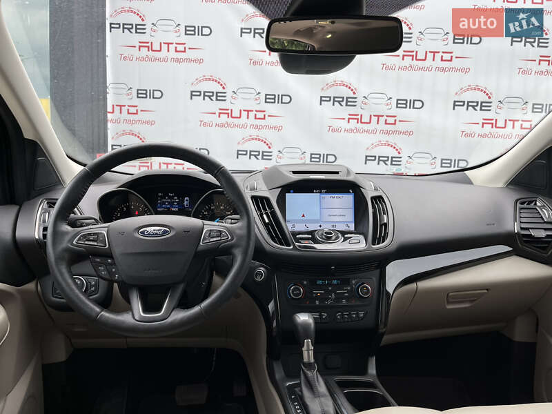 Внедорожник / Кроссовер Ford Escape 2016 в Львове