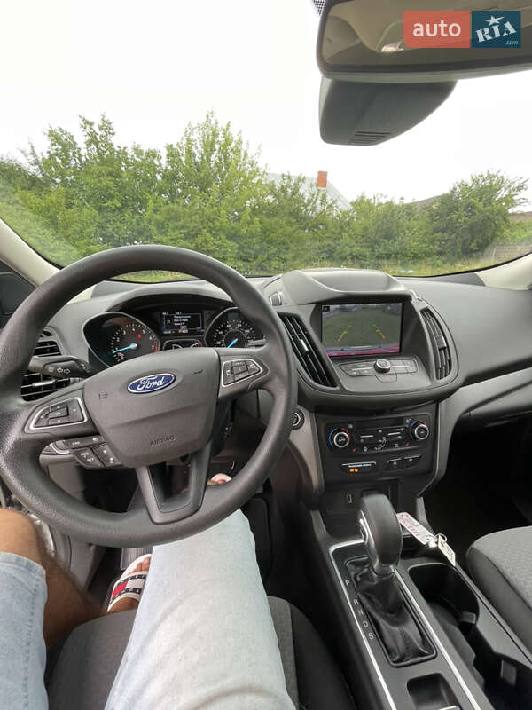 Позашляховик / Кросовер Ford Escape 2019 в Івано-Франківську