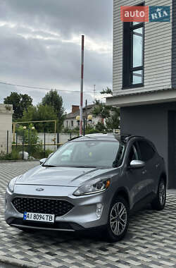 Внедорожник / Кроссовер Ford Escape 2022 в 