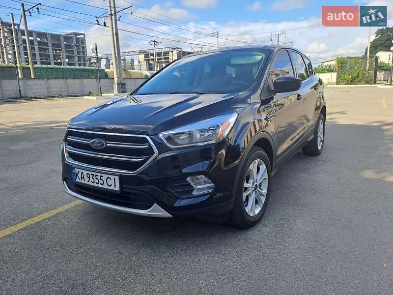 Внедорожник / Кроссовер Ford Escape 2016 в Киеве