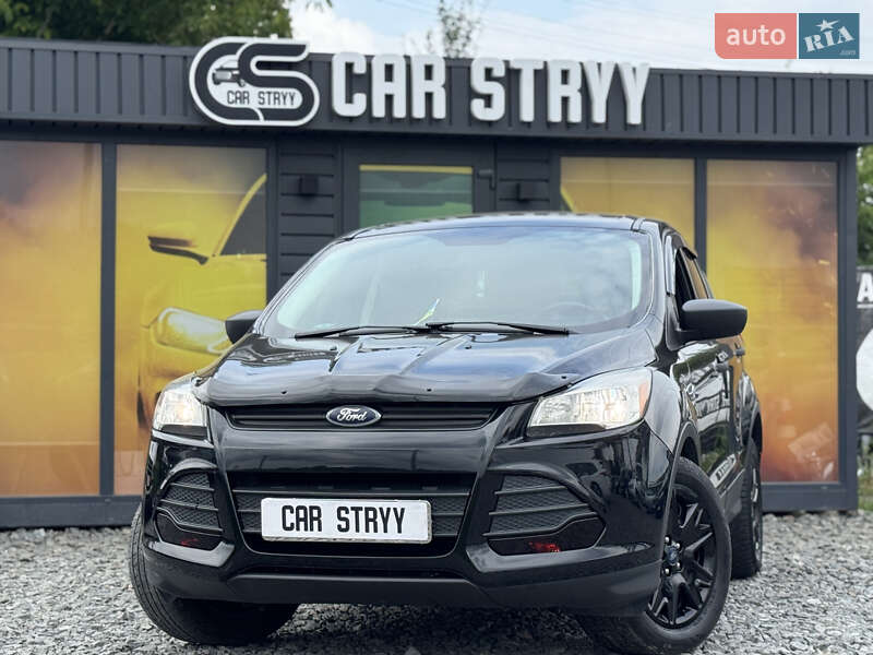 Позашляховик / Кросовер Ford Escape 2016 в Стрию