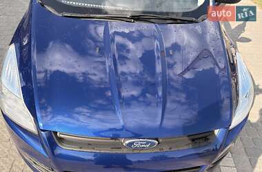 Внедорожник / Кроссовер Ford Escape 2015 в 