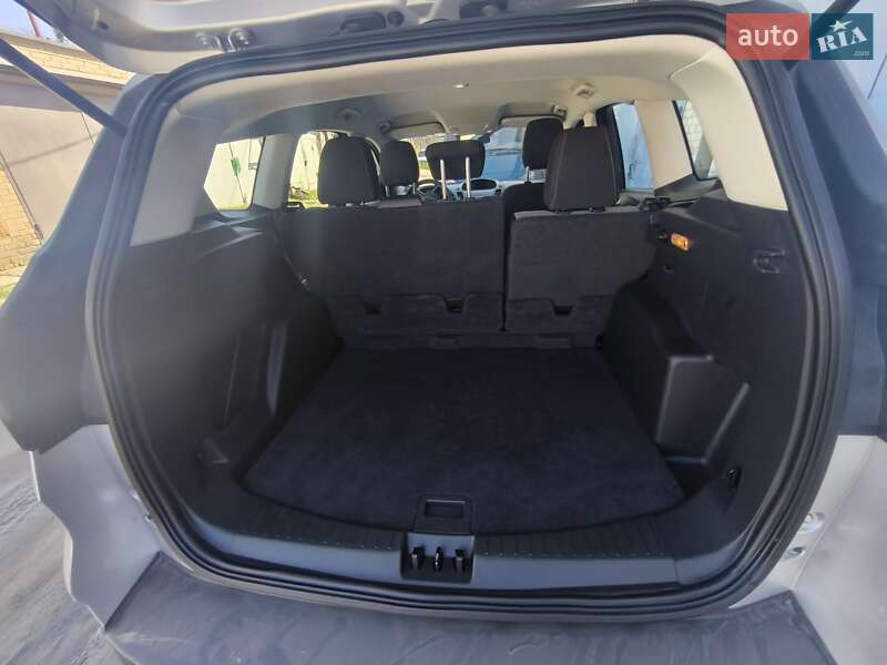 Внедорожник / Кроссовер Ford Escape 2019 в Сумах
