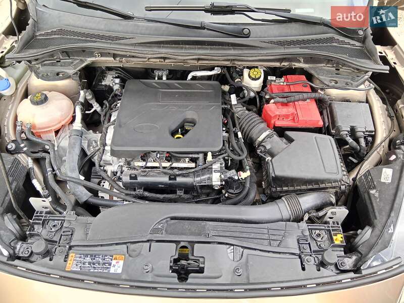 Позашляховик / Кросовер Ford Escape 2019 в Черкасах
