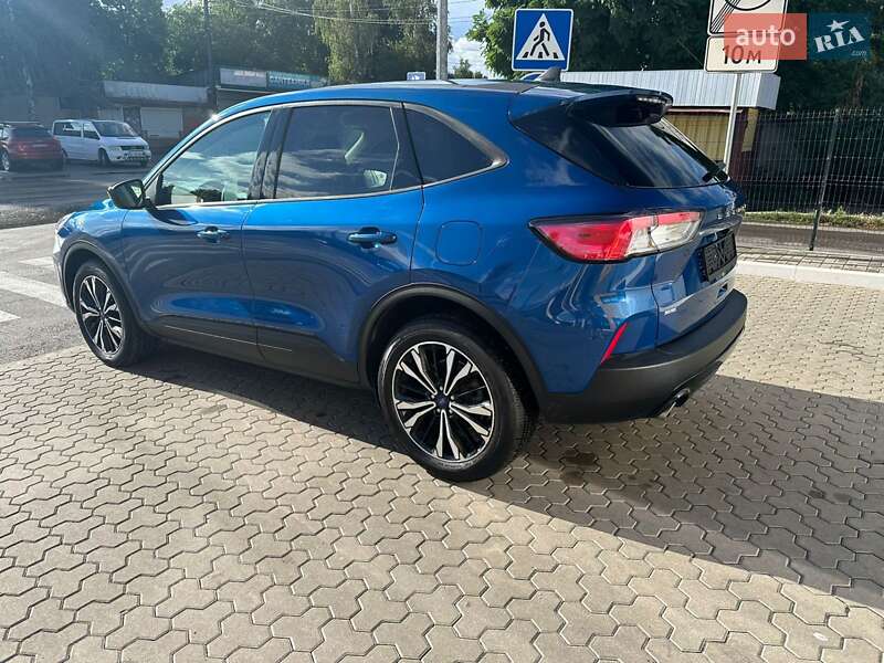 Внедорожник / Кроссовер Ford Escape 2022 в Переяславе