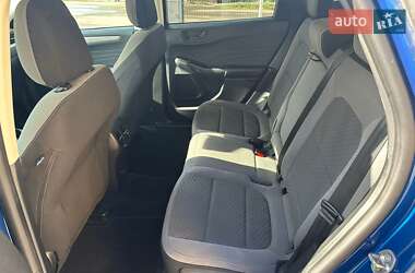 Внедорожник / Кроссовер Ford Escape 2022 в 