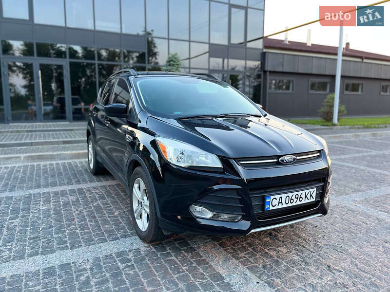 Внедорожник / Кроссовер Ford Escape 2015 в Пирятине