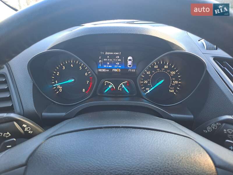 Внедорожник / Кроссовер Ford Escape 2016 в Киеве