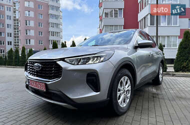 Внедорожник / Кроссовер Ford Escape 2024 в 