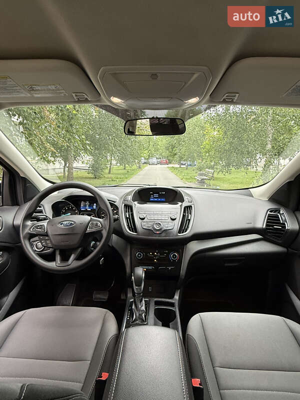 Внедорожник / Кроссовер Ford Escape 2019 в Киеве