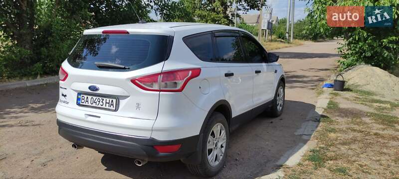 Внедорожник / Кроссовер Ford Escape 2012 в Ольшанке
