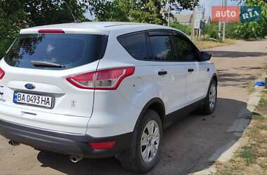 Внедорожник / Кроссовер Ford Escape 2012 в 