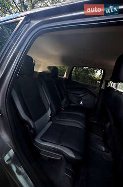 Внедорожник / Кроссовер Ford Escape 2014 в 