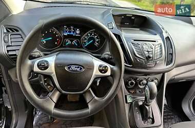 Внедорожник / Кроссовер Ford Escape 2015 в 