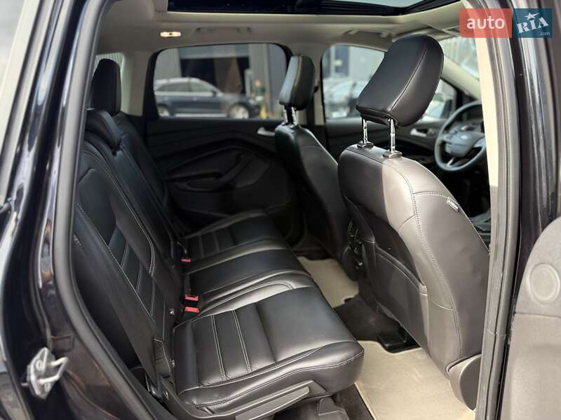 Внедорожник / Кроссовер Ford Escape 2019 в Львове
