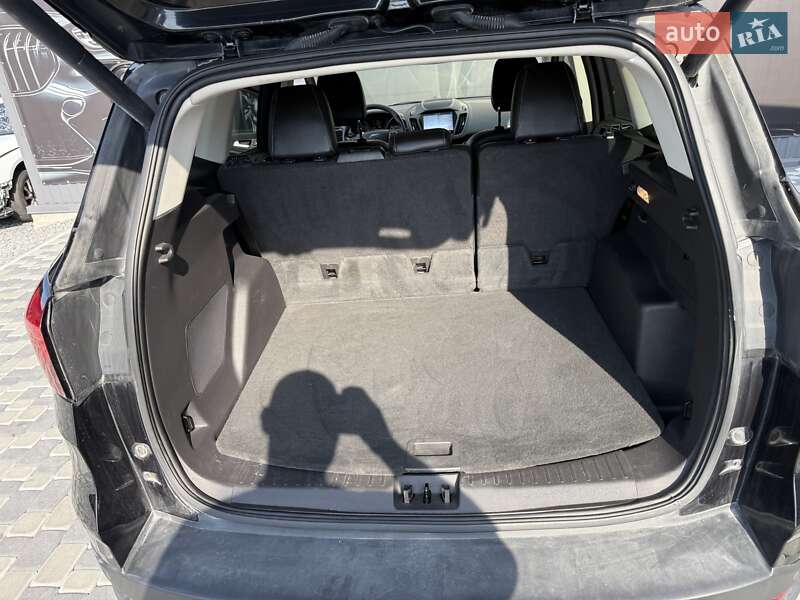 Внедорожник / Кроссовер Ford Escape 2019 в Львове