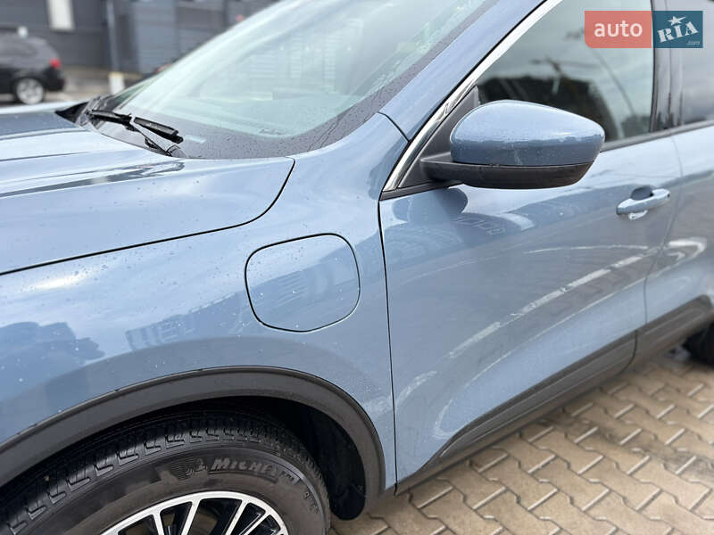 Внедорожник / Кроссовер Ford Escape 2023 в Киеве