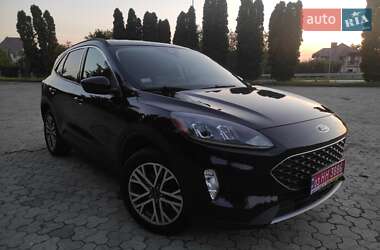 Внедорожник / Кроссовер Ford Escape 2021 в 