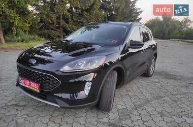 Внедорожник / Кроссовер Ford Escape 2021 в 