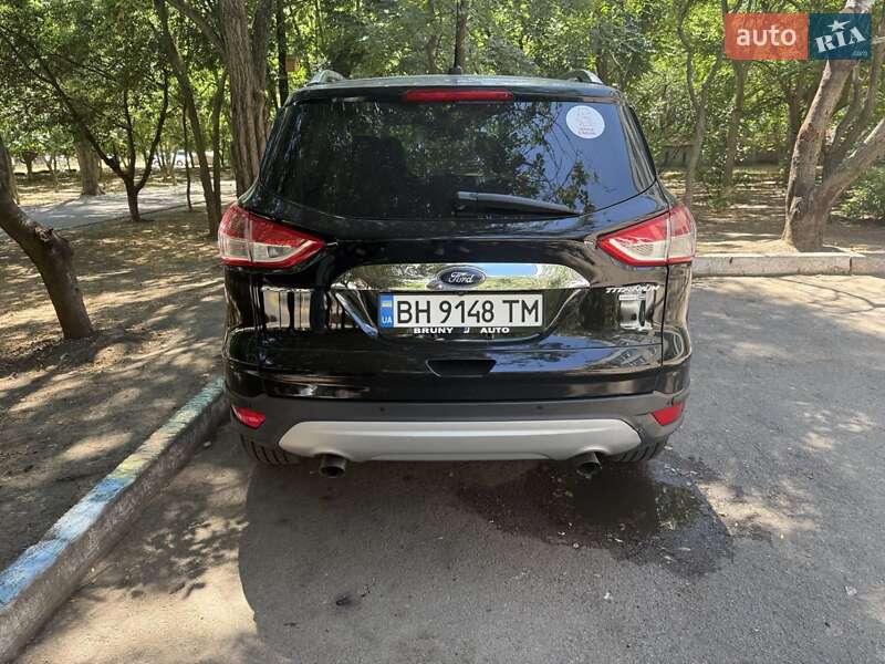 Позашляховик / Кросовер Ford Escape 2016 в Одесі