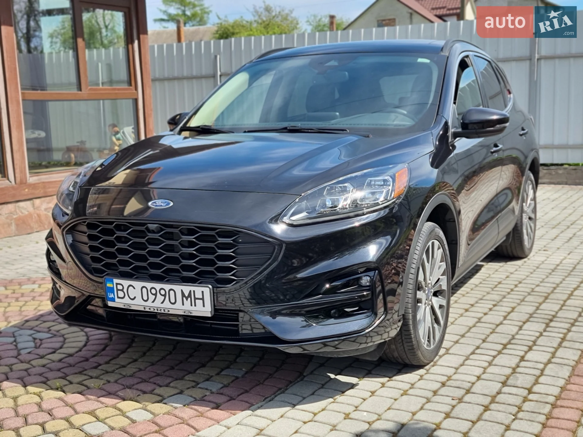 2020 Ford Escape - фото 1