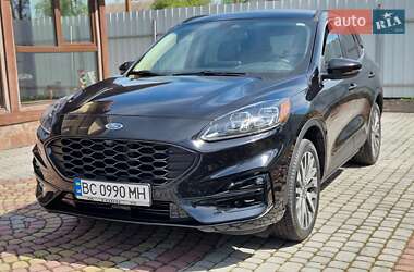 Внедорожник / Кроссовер Ford Escape 2020 в 