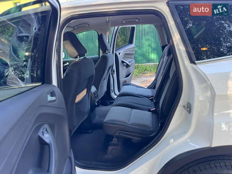 Внедорожник / Кроссовер Ford Escape 2018 в Дубно