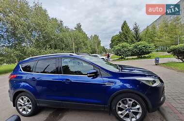 Внедорожник / Кроссовер Ford Escape 2013 в 
