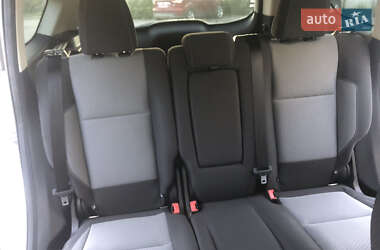 Внедорожник / Кроссовер Ford Escape 2016 в 