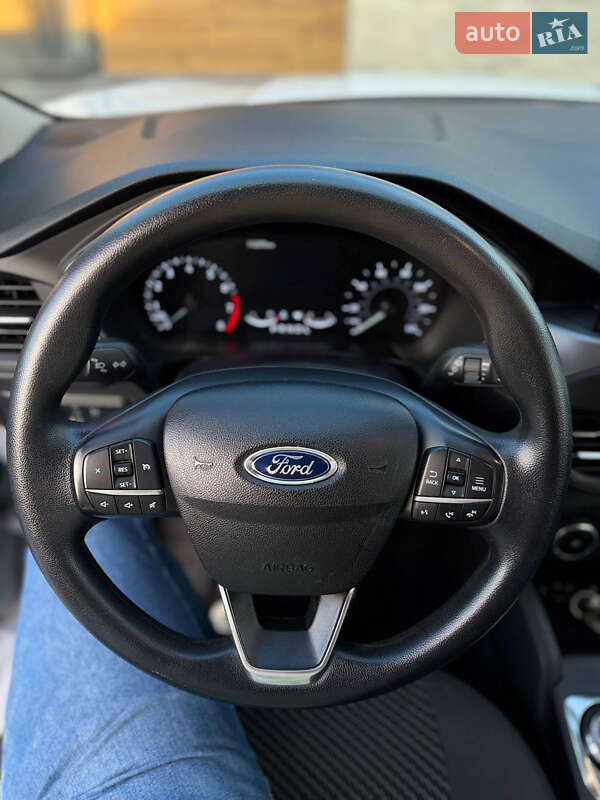 Внедорожник / Кроссовер Ford Escape 2019 в Тернополе