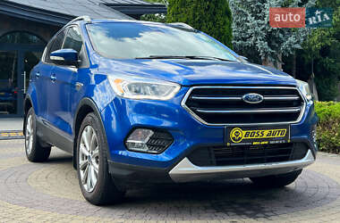 Внедорожник / Кроссовер Ford Escape 2017 в 