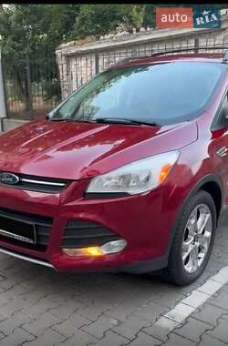 Внедорожник / Кроссовер Ford Escape 2016 в 