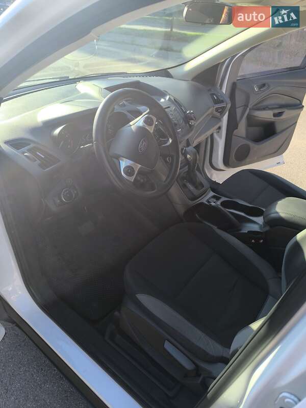 Внедорожник / Кроссовер Ford Escape 2013 в Виннице